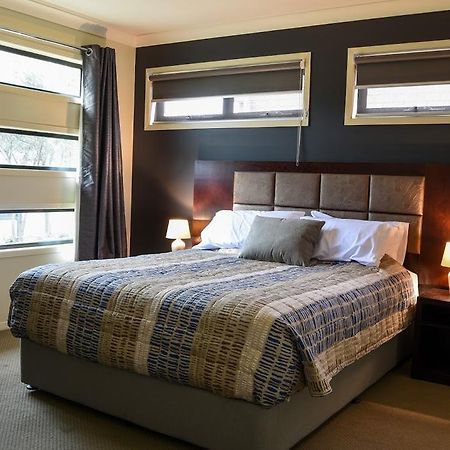 Atricom Apartment สแตนธอร์ป ภายนอก รูปภาพ