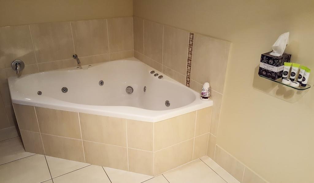 Atricom Apartment สแตนธอร์ป ห้อง รูปภาพ